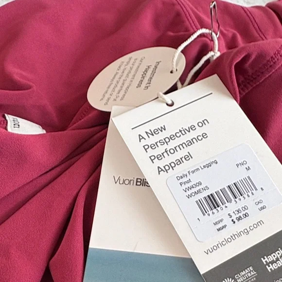 Vuori Daily Form Legging NWT. Size Medium - Picture 5 of 11